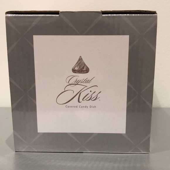 Shannon Crystal Candy Dish, Crystal Hershey's Kiss - Picture 4 of 5